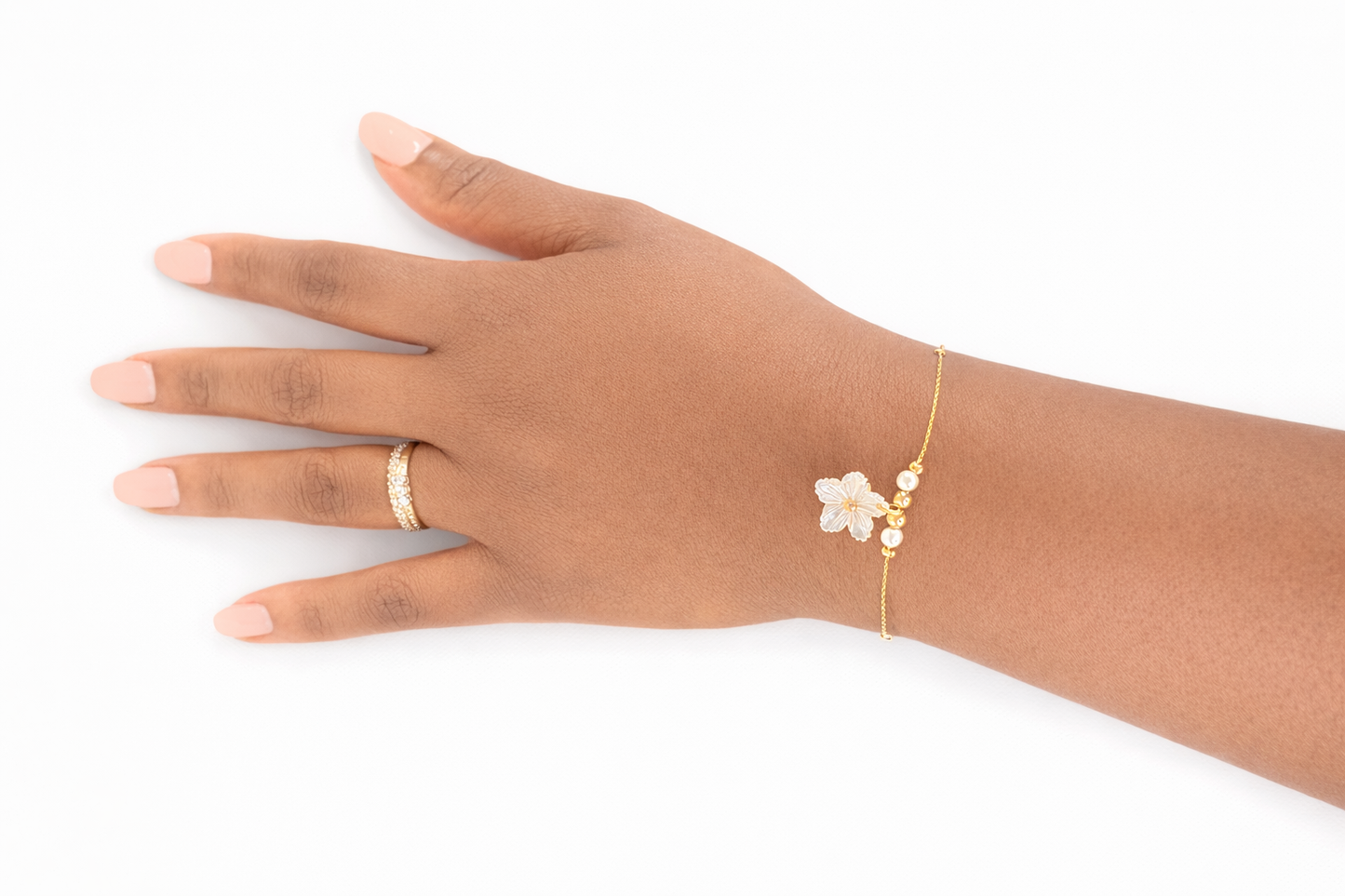 FLEUR D’AURORE – Gold flower bracelet