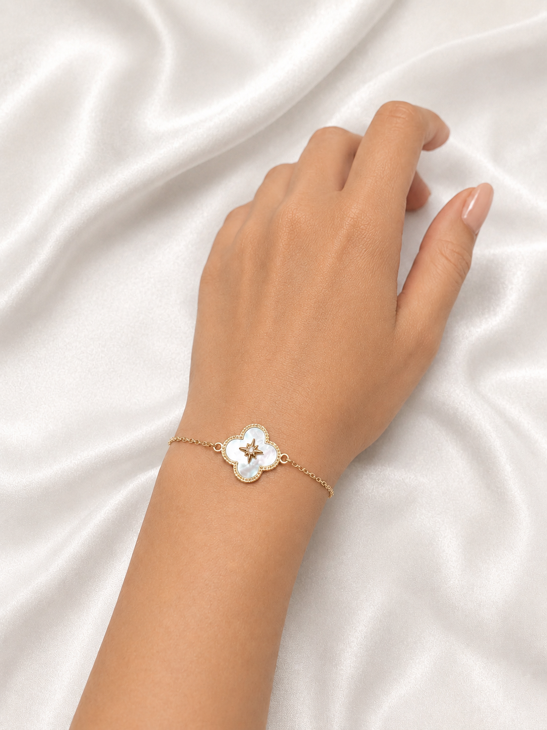 Bracelet Étoile Blanche doré