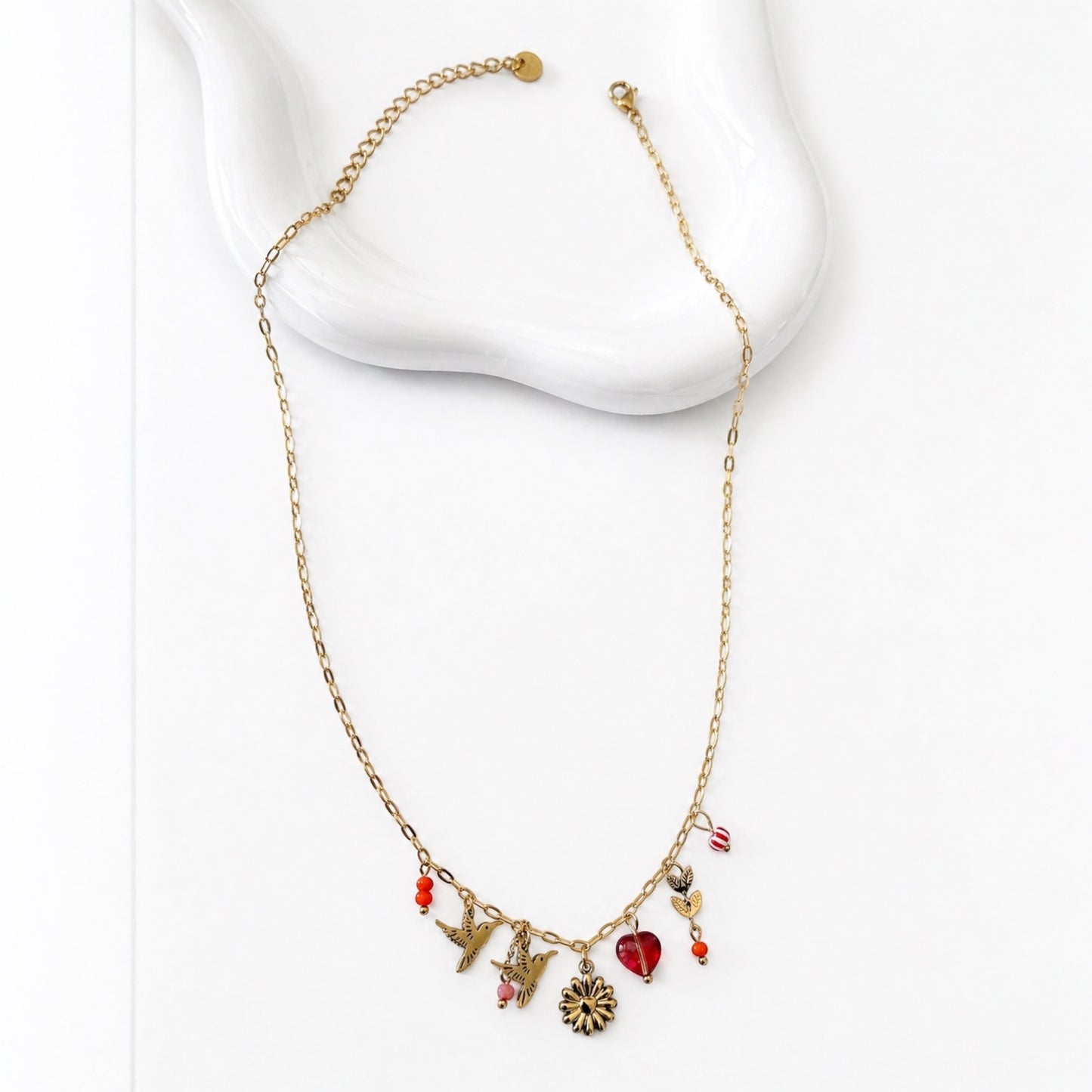 SOLÉA DORÉE – Gilded charm necklace