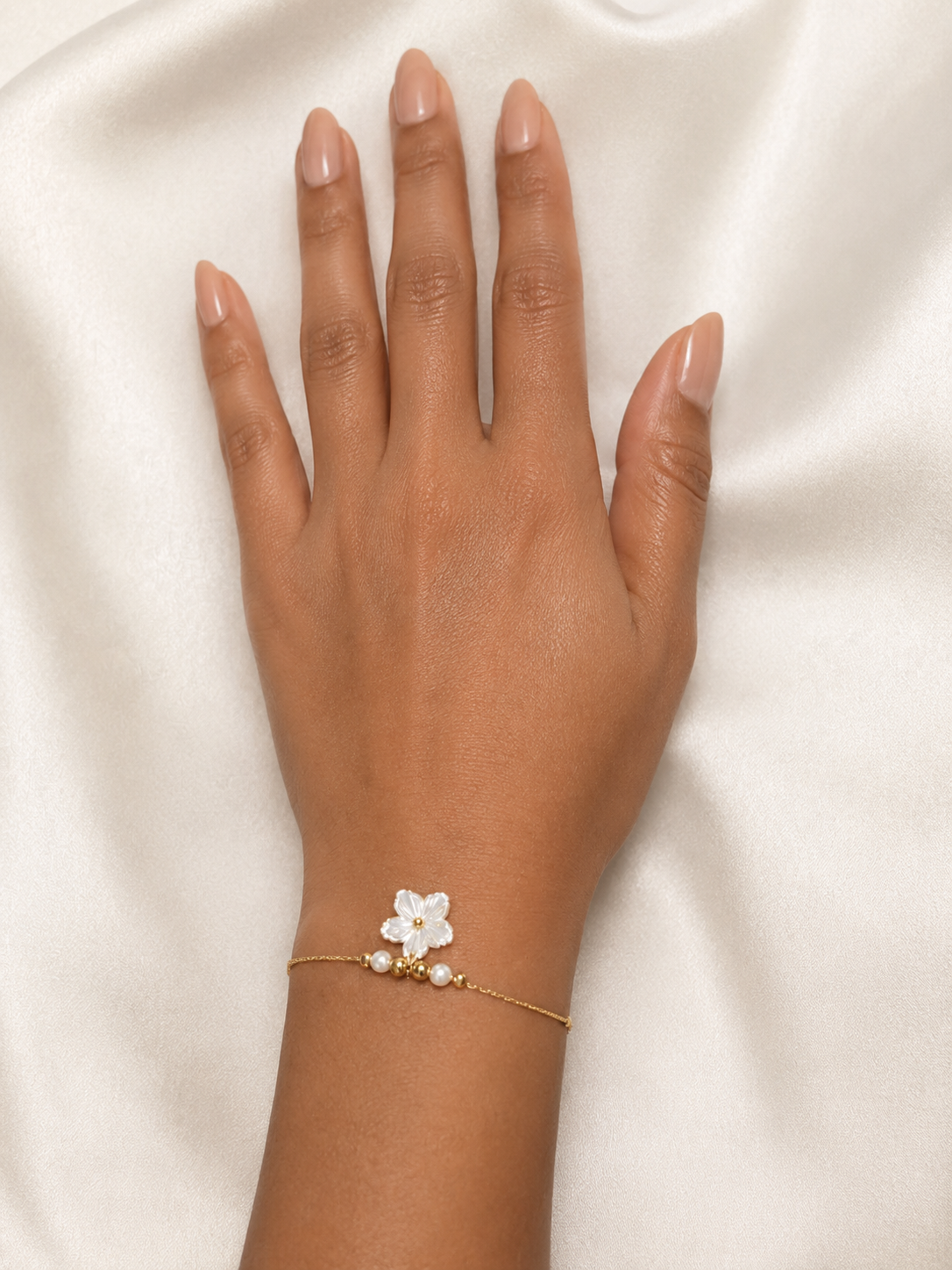 FLEUR D’AURORE – Bracelet fleur doré