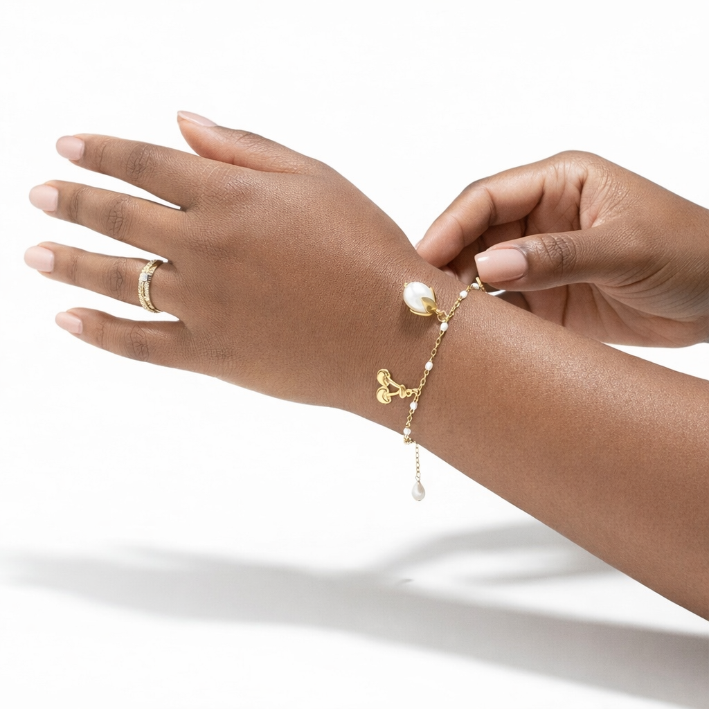 CERELIA – Gilded cherry bracelet