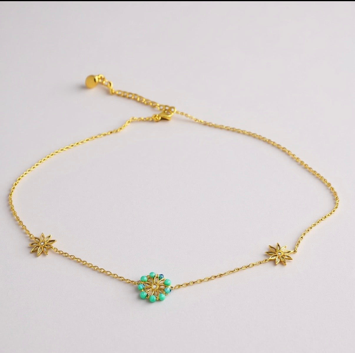 SOLÉA TURQUOISE – Turquoise flower necklace