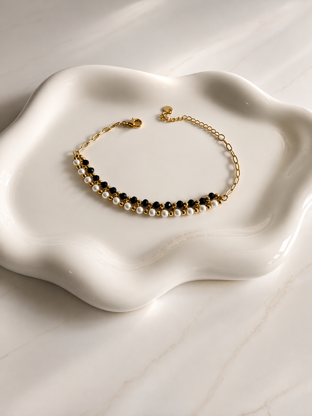 ELINA – Gold Beaded Bracelet