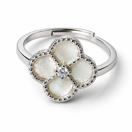 FLORA PERLA – Pearly flower ring