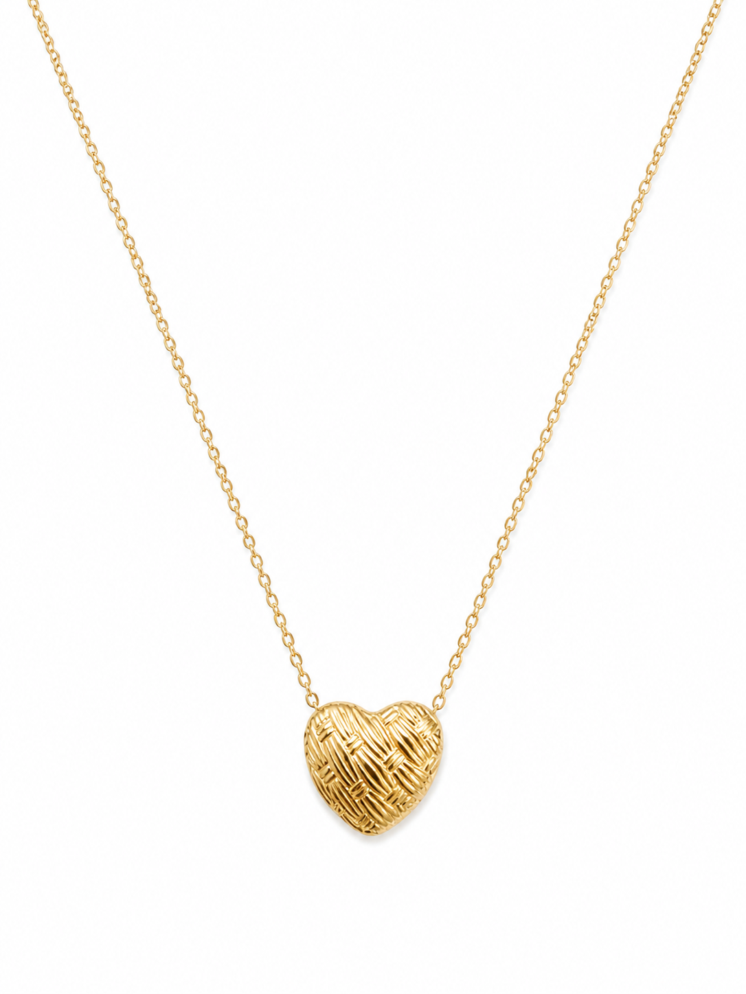 Célina Golden Heart Necklace – Elegant Pendant
