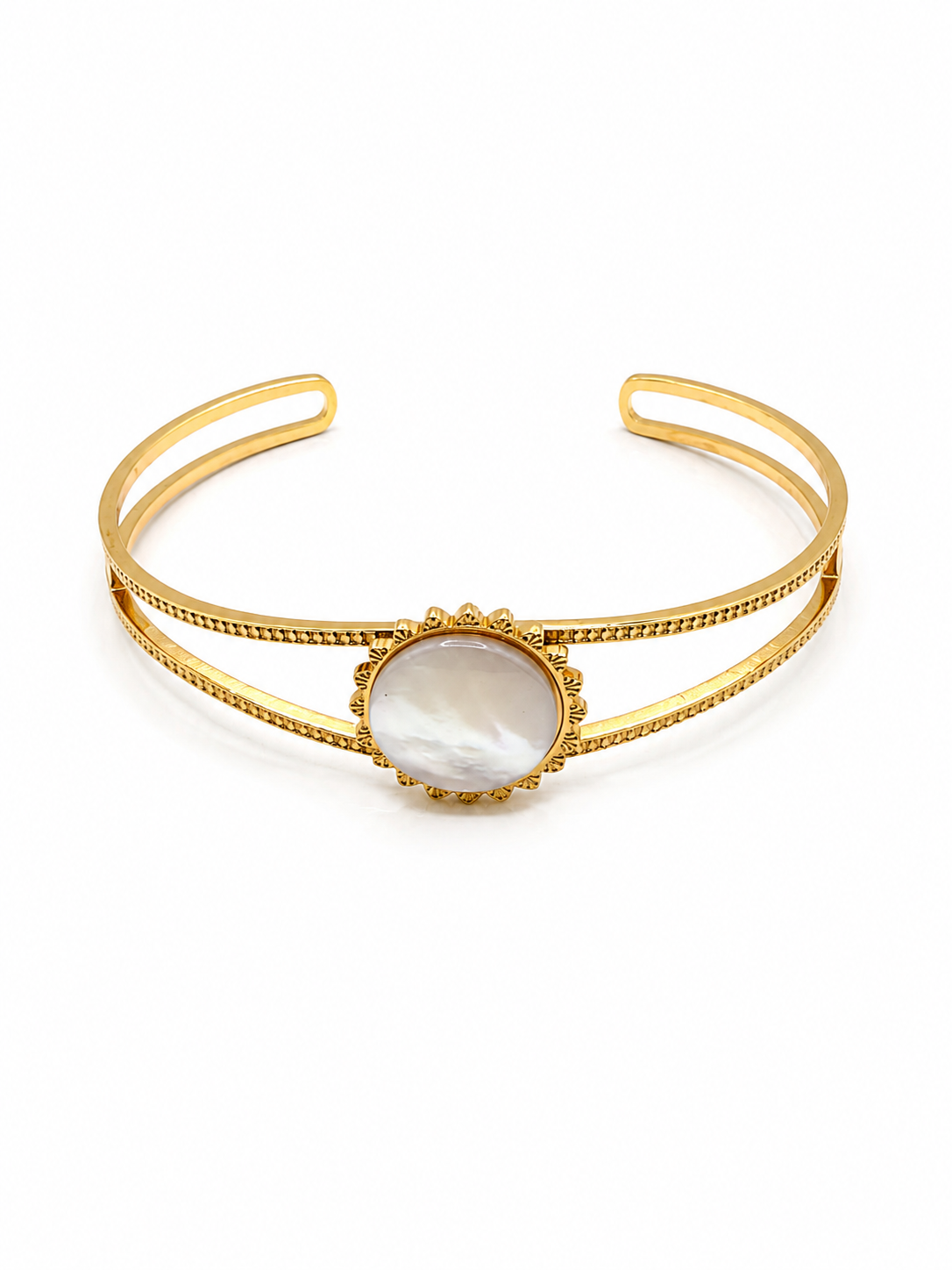 Nolya — Elegant Golden Mother-of-Pearl Bangle