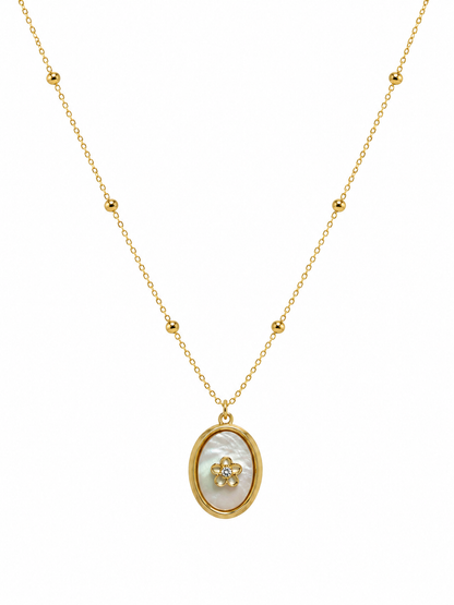 ALMA – Collier fleur nacrée
