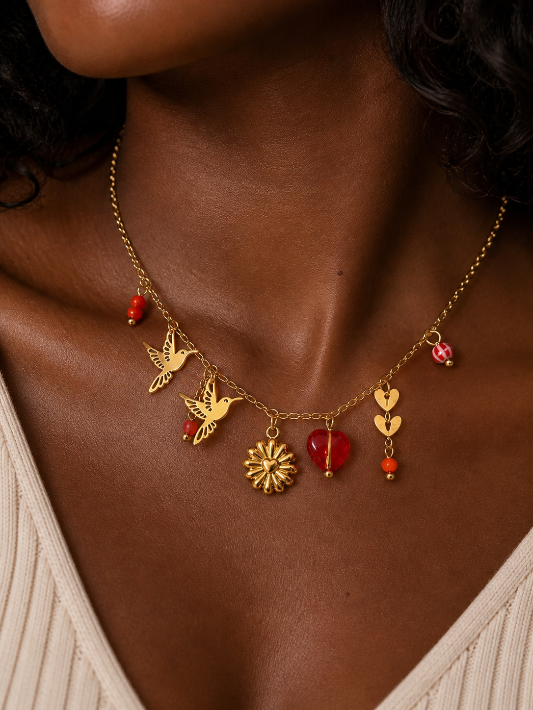 SOLÉA DORÉE – Gilded charm necklace